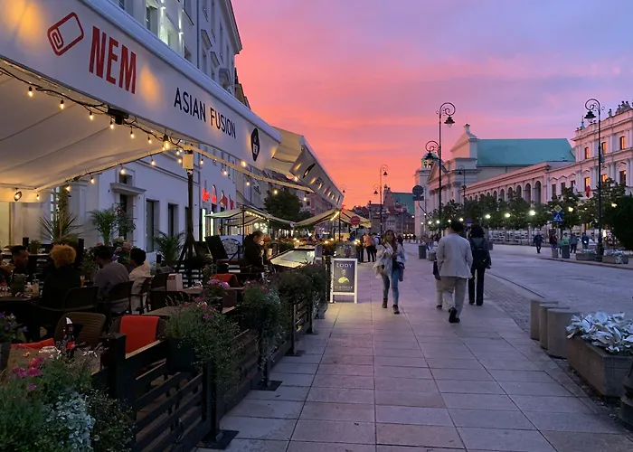 Jess & Old Town Hotel