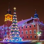 Jess & Old Town فندق وارسو
