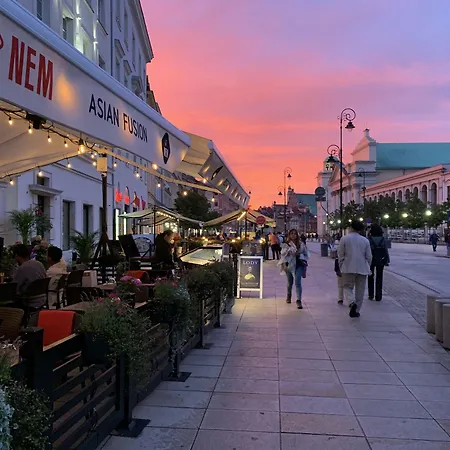 Jess & Old Town Hotel