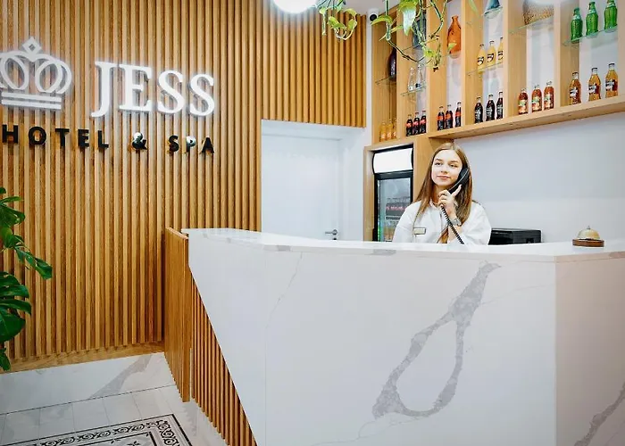 Jess & Old Town Warschau